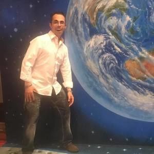 Meet your Posher, Robert